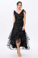 فستان اسود تول