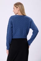 بلوزة صوف ازرق