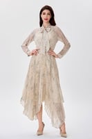 فستان شيفون برباط على الياقة