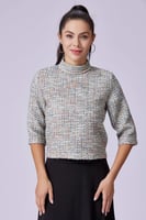 بلوزة دانتيل