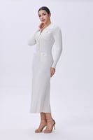 فستان أبيض استرتش بأزرار أمامية