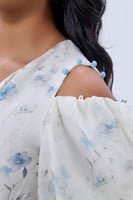 فستان كلوش قطن لون اوف وايت بنقشة الزهر الازرق