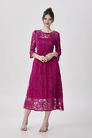 فستان فوشي خامة الدانتيل الانيقة