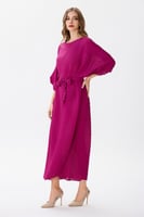 فستان بليسية فوشي بحياكة عصرية