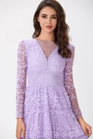 فستان دانتيل ليلكي مع كلف