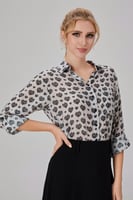 بلوزة كتان اوف وايت