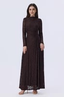 فستان دانتيل بني طويل بأكمام طويلة