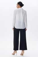 بلوزة اوف وايت