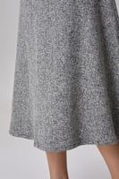 تنورة صوف ناعم