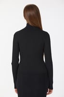 جاكيت صوف ناعم