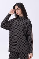 طقم الأسود بنقشة هندسية