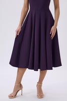 فستان بنفسجي