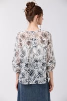 بلوزة شيفون شفاف اوف وايت