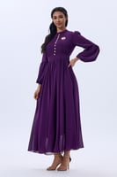 فستان شيفون بثنيات محددة