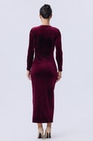 فستان مخمل عنابي