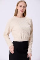 بلوزة صوف بيج
