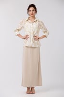 بلوزة اورغنزا بكشكش