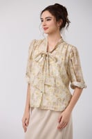 بلوزة اورغنزا مع رباط