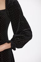 فستان مخمل أسود