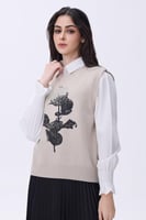 بلوزة طبقتين بطبعة وردة