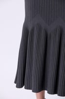 تنورة رصاصي