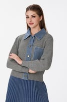 جاكيت من الصوف والجينز