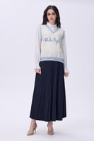 بلوزة شتوية بأكمام طبقتين