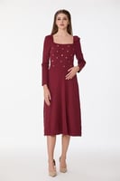 فستان صوف مع اكسسوار