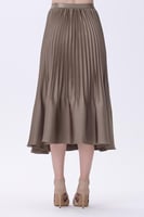 تنورة بليسيه ساتان بلون بني فاتح