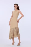 فستان بيج مع هدب