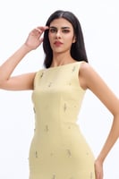 فستان كريب أصفر بكشكش