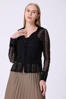 بلوزة مفرغه أسود