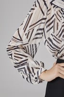 بلوزة شيفون ناعم اوف وايت