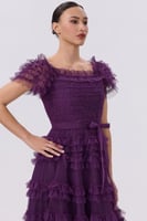 فستان بنفسجي