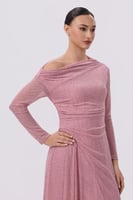 فستان زهري بكتف واحد