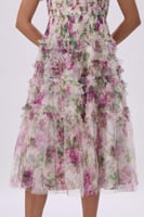 فستان بطبعة الزهور