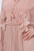 فستان وردي فاتح ناعم