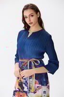 فستان بليسية مموج الألوان