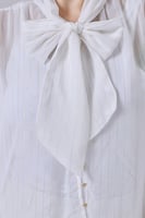 بلوزة شيفون مع رباط