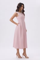 فستان ميدي وردي أنيق بتطريز لؤلؤي | Prando