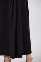 تنورة كريب أسود