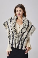 شال فرو بالوان الاسود