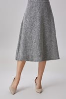 تنورة صوف ناعم