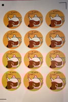 ستيكرز كرك للاكواب ورقة فيها ١٢ ستيكرز