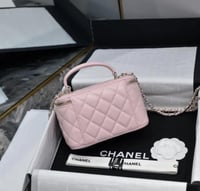 شنطة شانيل باودر بنك 17cm