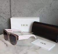 نظارة شمسية شفافة بنقش وردي وابيض