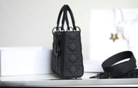 ليدي ديور سمول