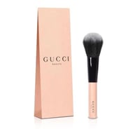 فرشة مكياج قوتشي الافضل لعام 2023