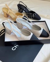 كعب أكوازورا الوردي المشكوك بالكريستال