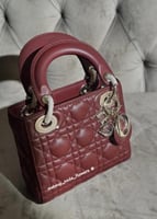 ليدي ديور ميديم ماروني